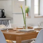 Casa Do Ze Grande Holiday home Silveira (Lisbon)