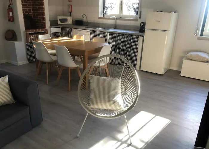 Casa de Férias Casa Do Ze Grande Silveira (Lisbon)