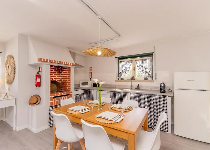 Casa Do Ze Grande * Silveira (Lisbon)