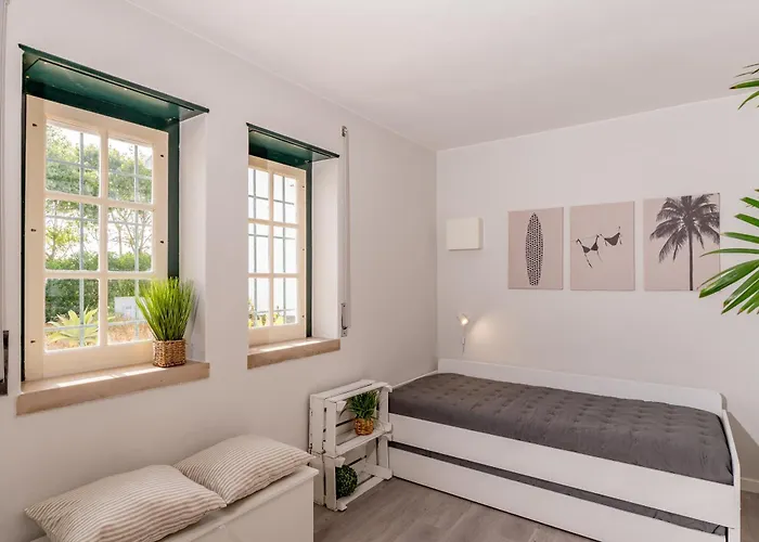 Casa Do Ze Grande Casa de Férias Silveira (Lisbon)